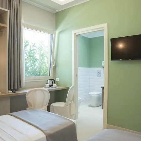 L'albero Nocleg ze śniadaniem 4*