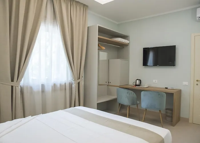 L'albero Porto Empedocle